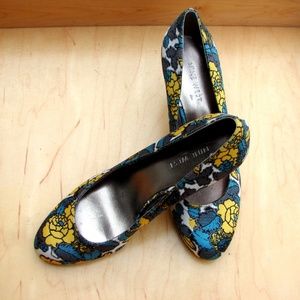 Nine West floral cork heels 6M Like New shoes women's